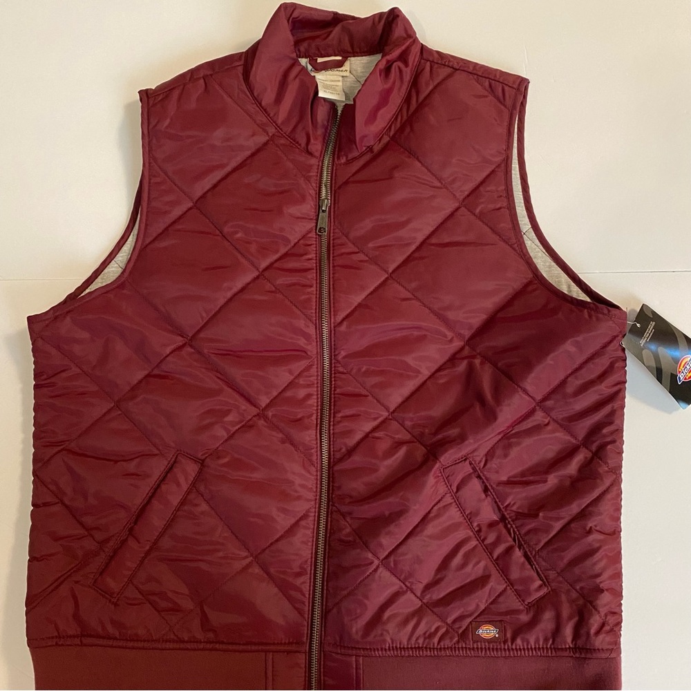 Dickies Quilted Vest Burgundy Women’s XL